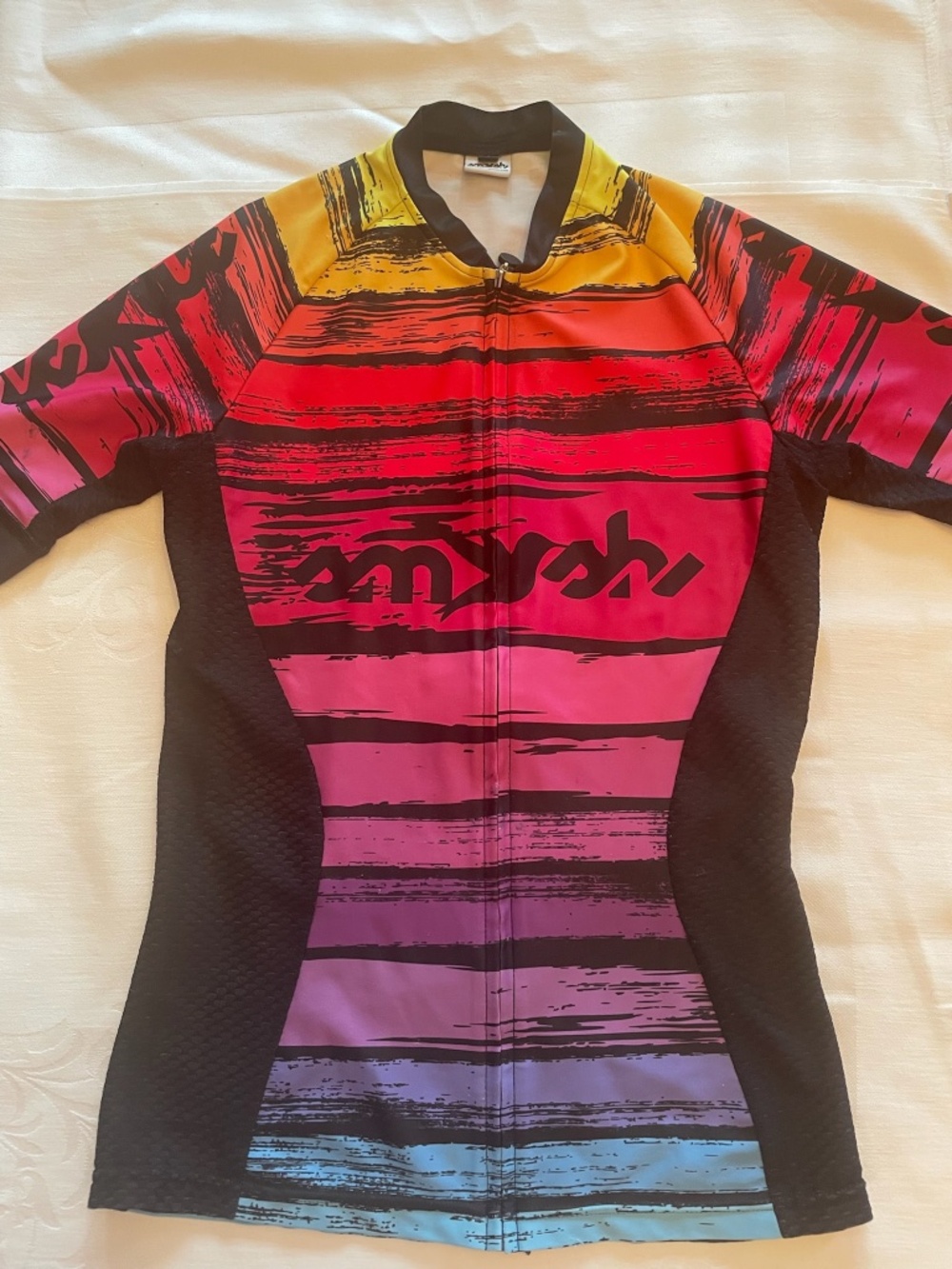 Smashfest Queen “Horizon” kit aero cycling jersey